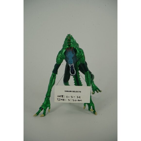 Green Lantern Movie Masters Isamot KOL Figure #140 - Picture 5 of 6
